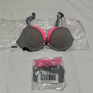 Soutien-gorge Victoria's Secret Body By Victoria Demis - Taille 32B, Neuf Avec étiquettes